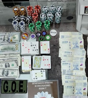 Montó un casino clandestino en la casa: tenía seguridad privada, mozos y crupiers