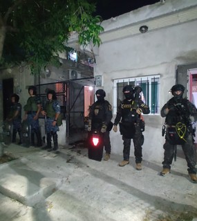 Robaron un auto y mataron a un policía motorizado en la fuga: tres detenidos