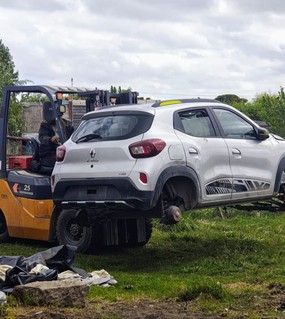 Desarmadero clandestino de Ubers: le llevaban autos robados y los vendía en el mercado negro