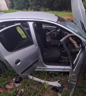 Se dedicaban a robar autos y recuperaron uno de los vehículos cuando iba a ser desmantelado