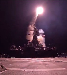 Estados Unidos compartió su ofensiva en Irán con imágenes que simulan el videojuego “Call of Duty”