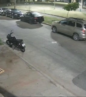 Dispararon 30 veces contra la casa de un policía y mataron a la madre de 64 años