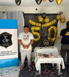 Detuvieron a jefe narco y a sus cinco hermanos mientras festejaba su cumpleaños 