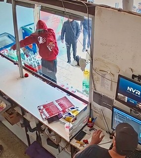"Ya nos robaron como 60 veces": violento asalto a una distribuidora 