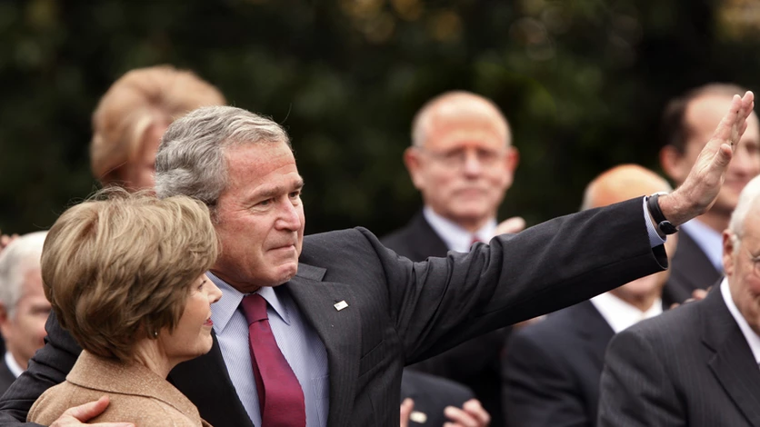Bush y Obama ponen en marcha la transición