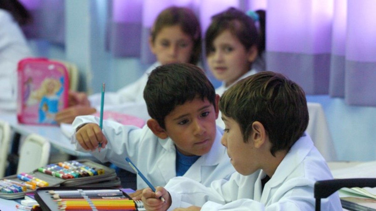 Pan y libros: advierten que tampoco habrá viandas