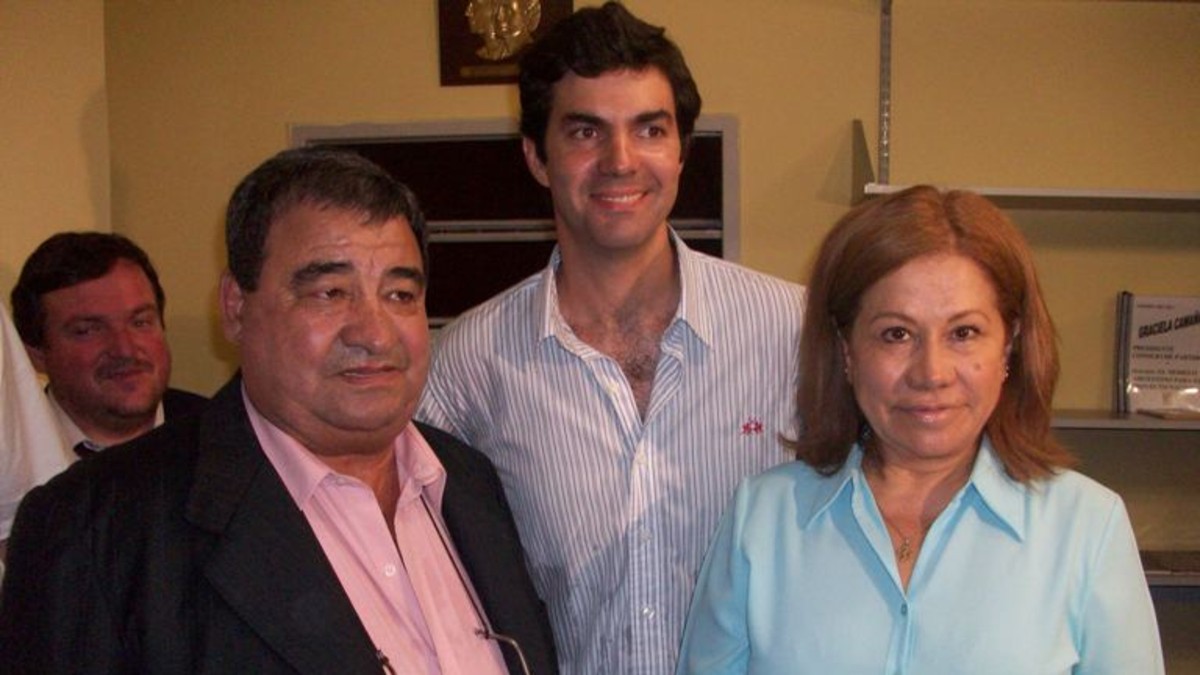 Camaño asumió con propios y ajenos