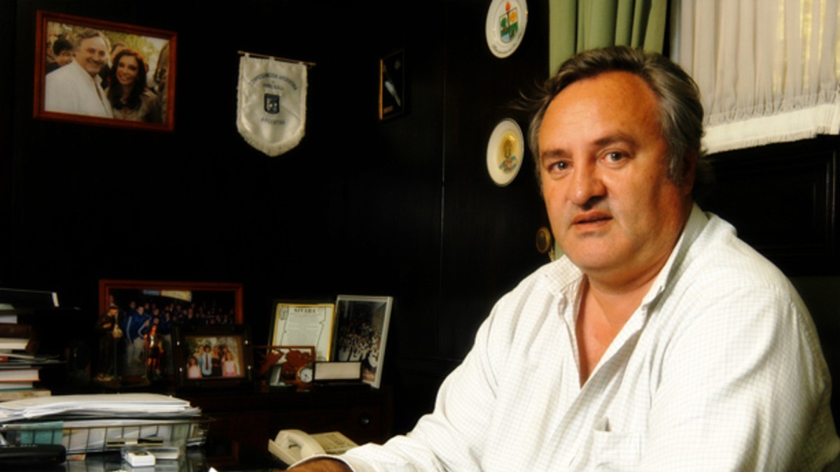 Llaman"mezquino político" a intendente por darse vuelta con la Policía Local