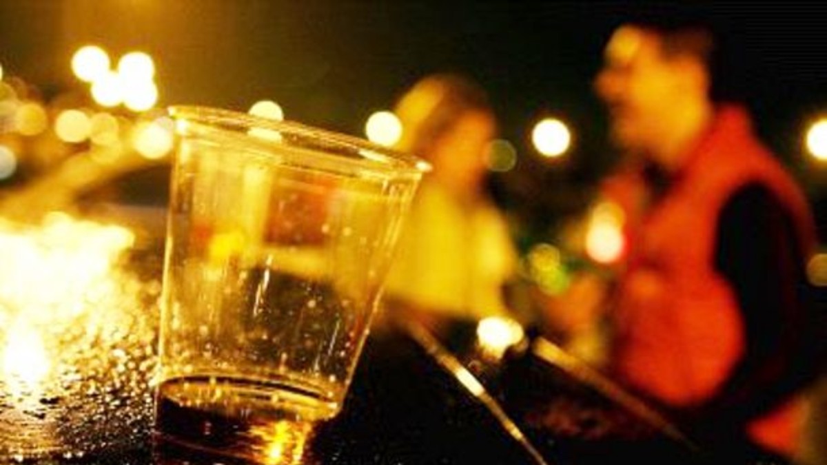 La "pipeta" llega al bar: pondrán alcoholímetros en locales del Conurbano