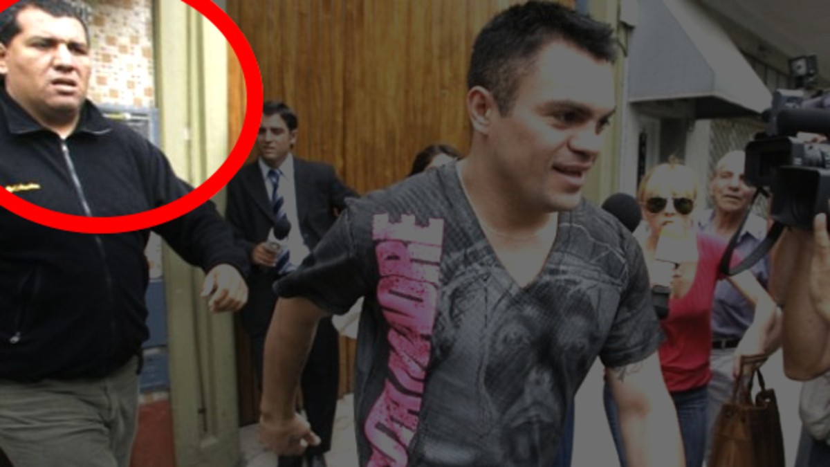 ¿Qué hace un ex "capo" de La 12 con la Hiena Barrios?