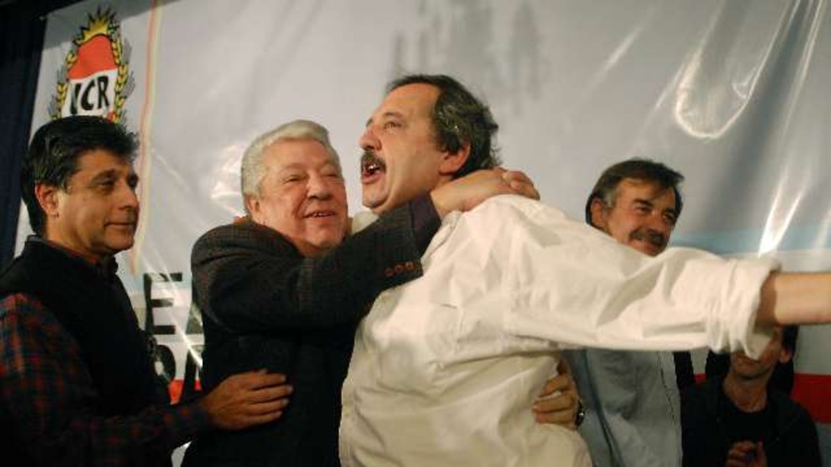 Alfonsín es el nuevo líder de la UCR en Buenos Aires