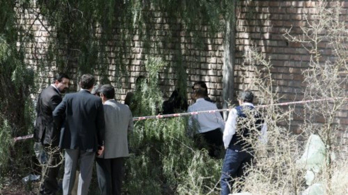 Hermanos de 12 y 25 años aparecen muertos y calcinados