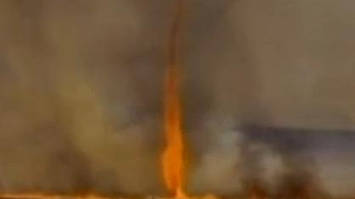 Un remolino de fuego azotó Brasil