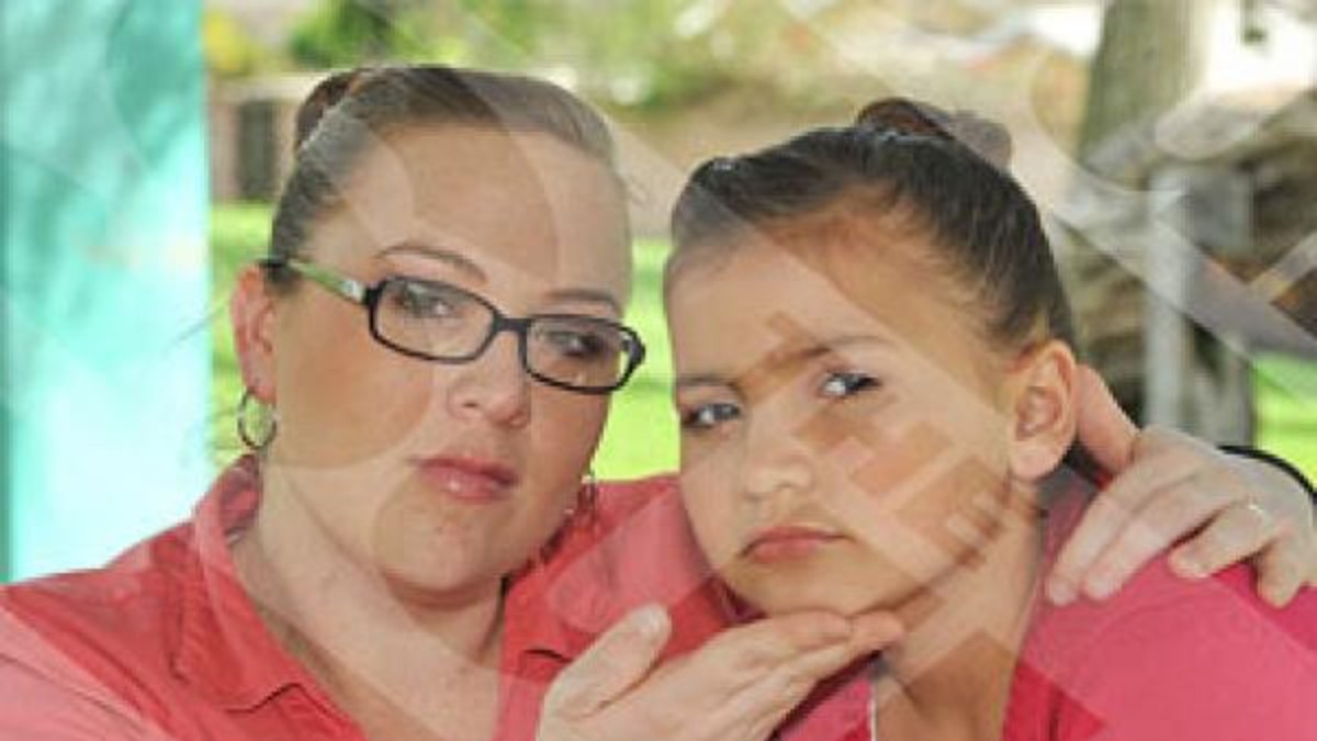 Inyecta bótox a su hija de 8 años para que "sea una estrella"
