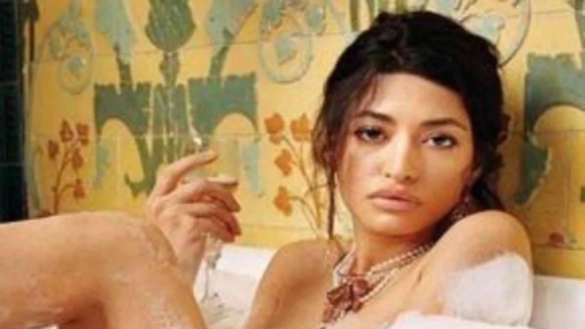 Conocé a la sobrina hot de Bin Laden