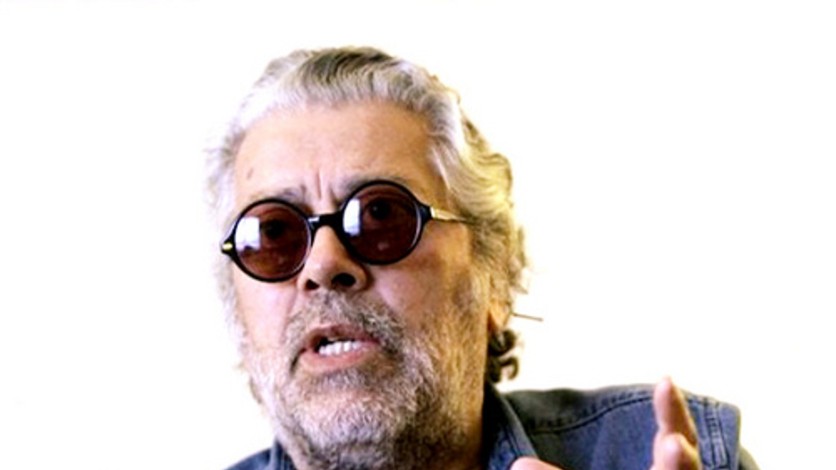 "Un cantor es un soldado menos"
