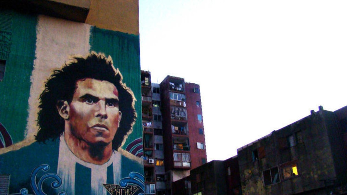 En Fuerte Apache, Tevez "estaría muerto o en cana"