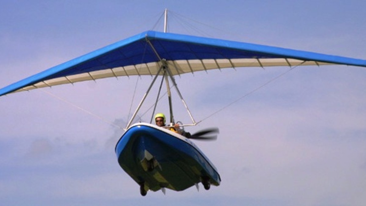 Inventor de Lanús hizo un increíble bote volador