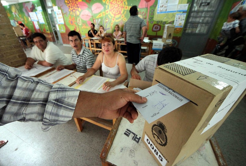 Más de 310.000 extranjeros votarán en el Conurbano