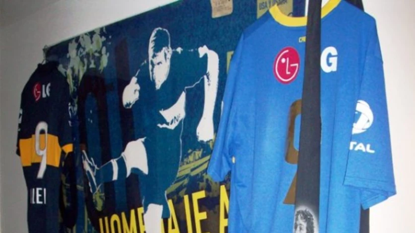 Del premio Chamigo a la camiseta de Pelé, conocé al dueño del "otro partido"