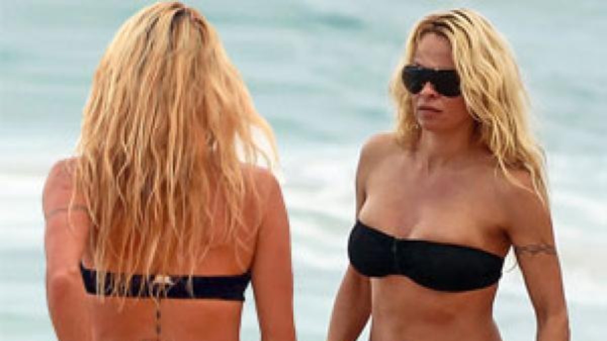 A los 44, Pamela Anderson está mejor que nunca