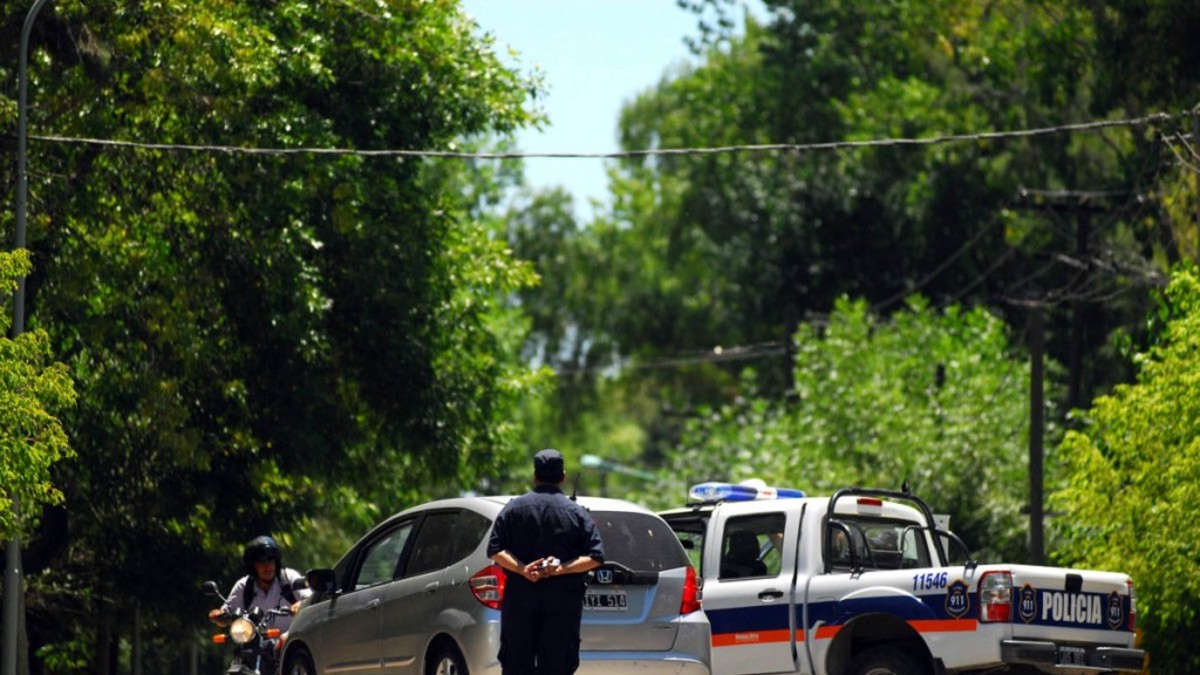 Fueron a buscar a sus hijos y terminaron de rehénes