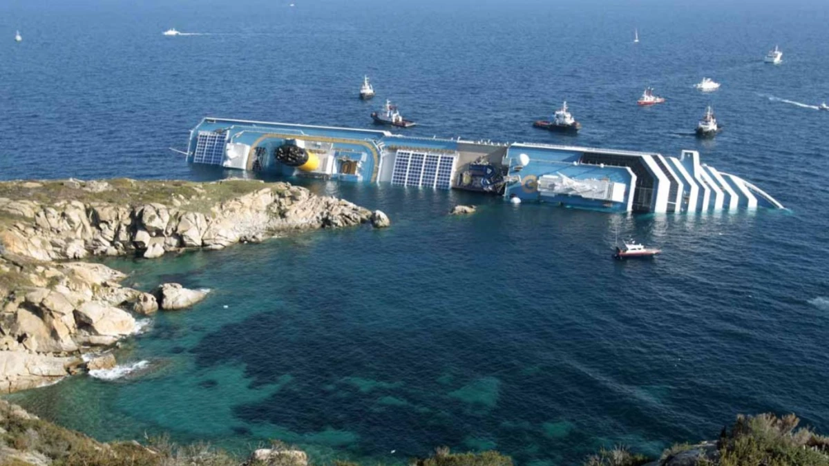 Hallan otros cuatro cuerpos en el Costa Concordia