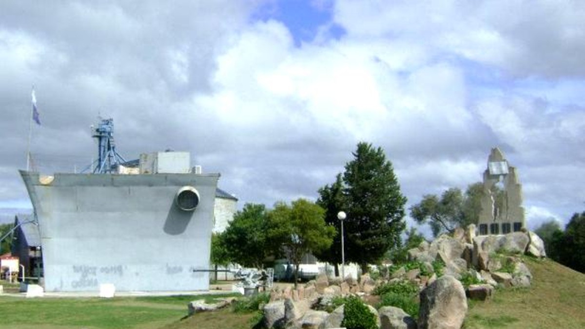 Convirtió una plaza en un museo y logró su sueño de niño