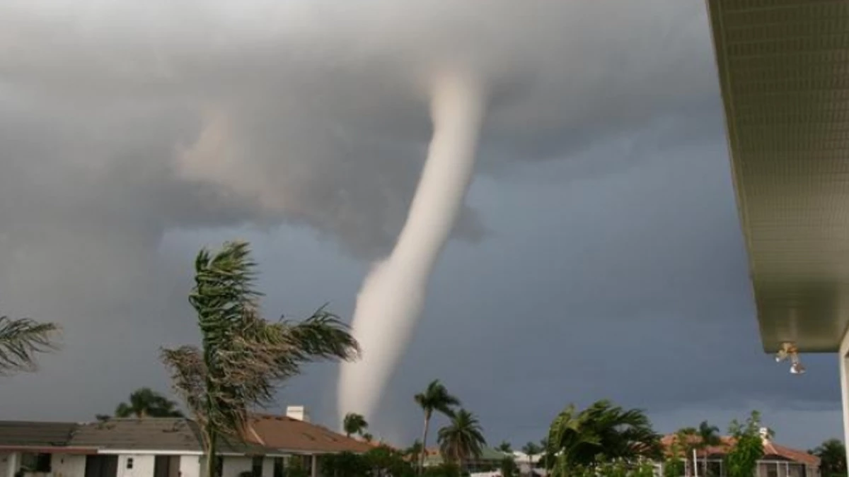 El Servicio Meteorológico dijo que fue un tornado F2