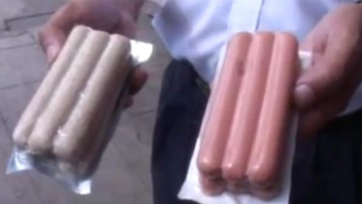 Terror en los "súper" chinos: había caca de ratas y pan con cucarachas