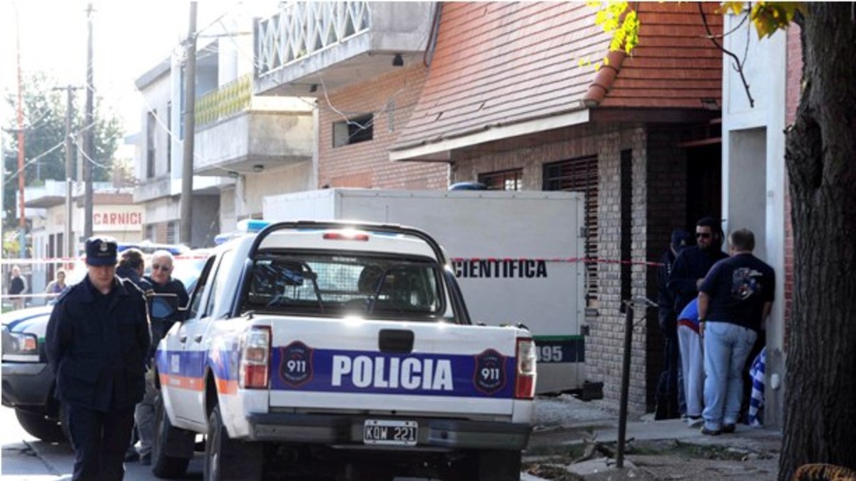 Hirió al vecino y lo mataron de un piedrazo en la cabeza