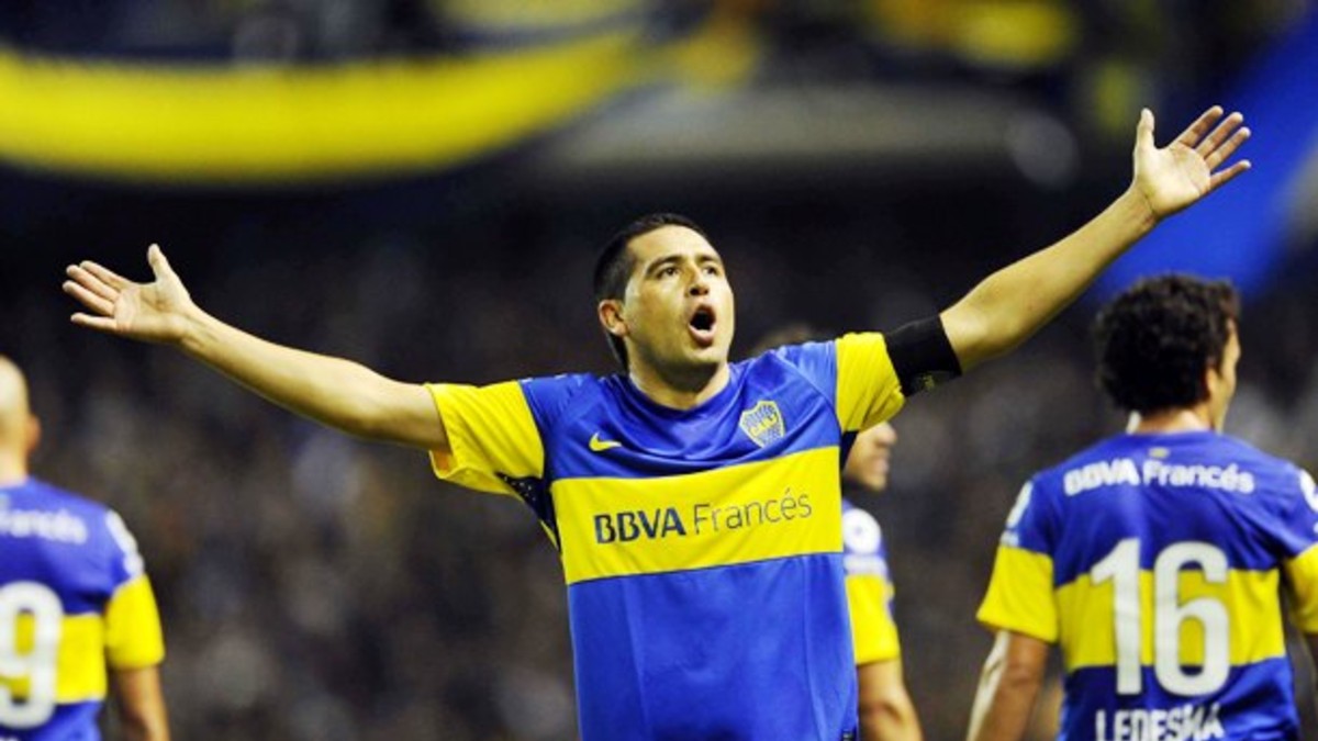 La hinchada bostera hará un banderazo para que Riquelme se quede