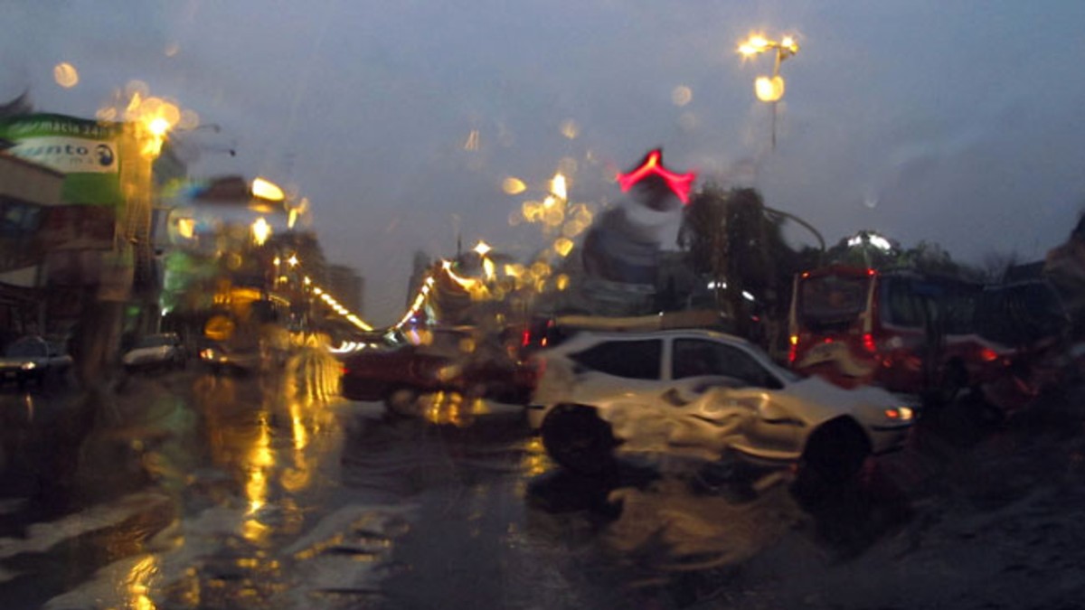 Hay alerta metereológico y piden manejar con cuidado