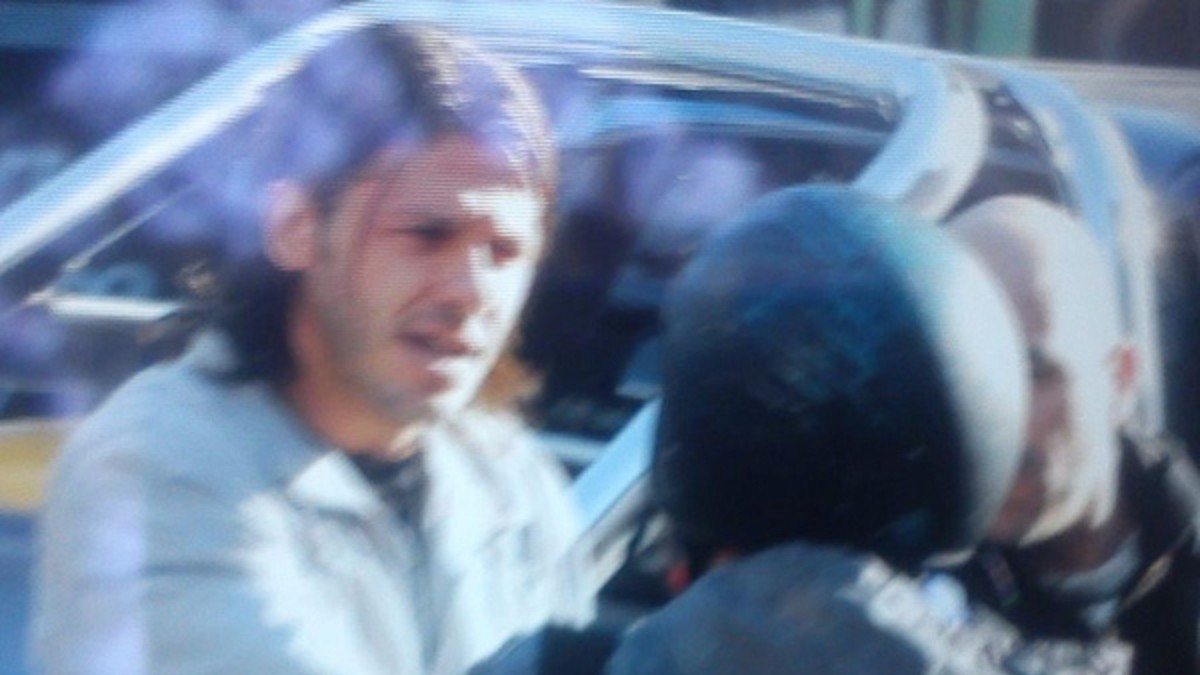 Demichelis casi se agarra a piñas con fotógrafos