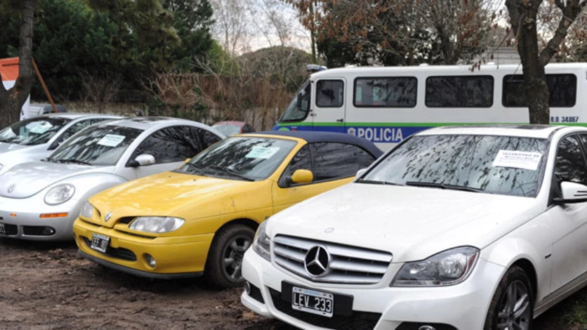 Cayeron dos subcomisarios por soborno y extorsión