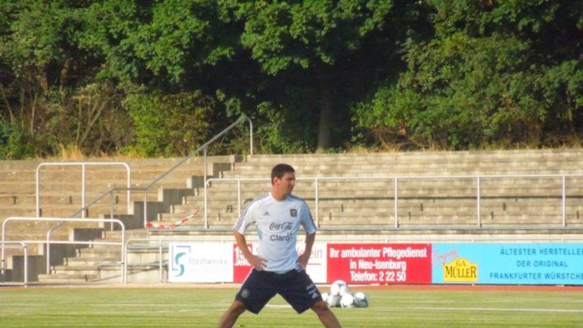 Las fotos del pibe de Morón colado en el entrenamiento de la Selección