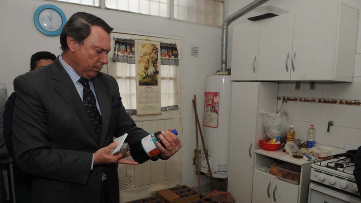 Hallan 65 kg de droga en el barrio top donde vive Moria Hallan 65 kg de droga en el barrio top donde vive Moria