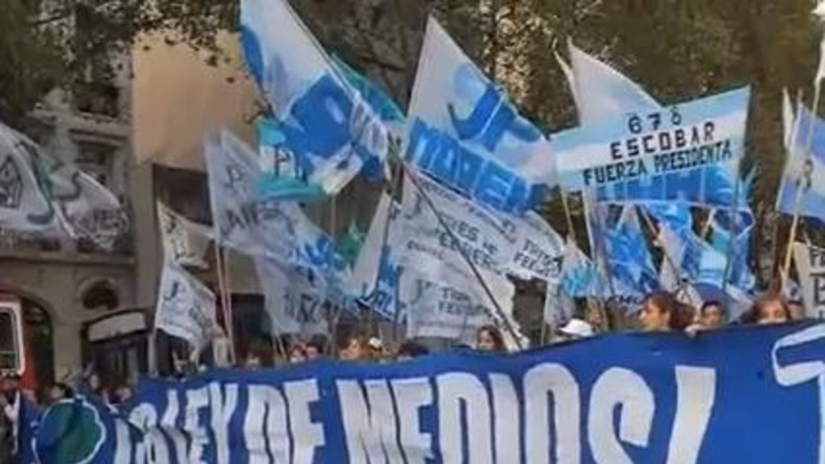 Cientos de intendentes respaldan la Ley de Medios