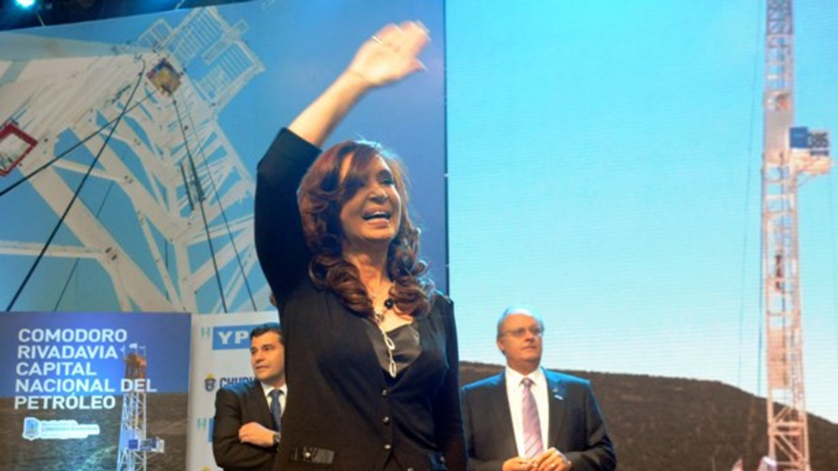 "Hay que colocar a YPF entre las grandes empresas"
