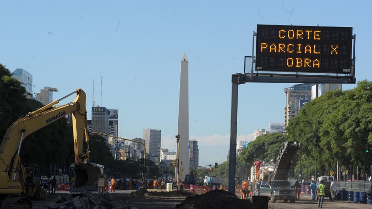 Por el Metrobus, recortarán la Plaza de la República