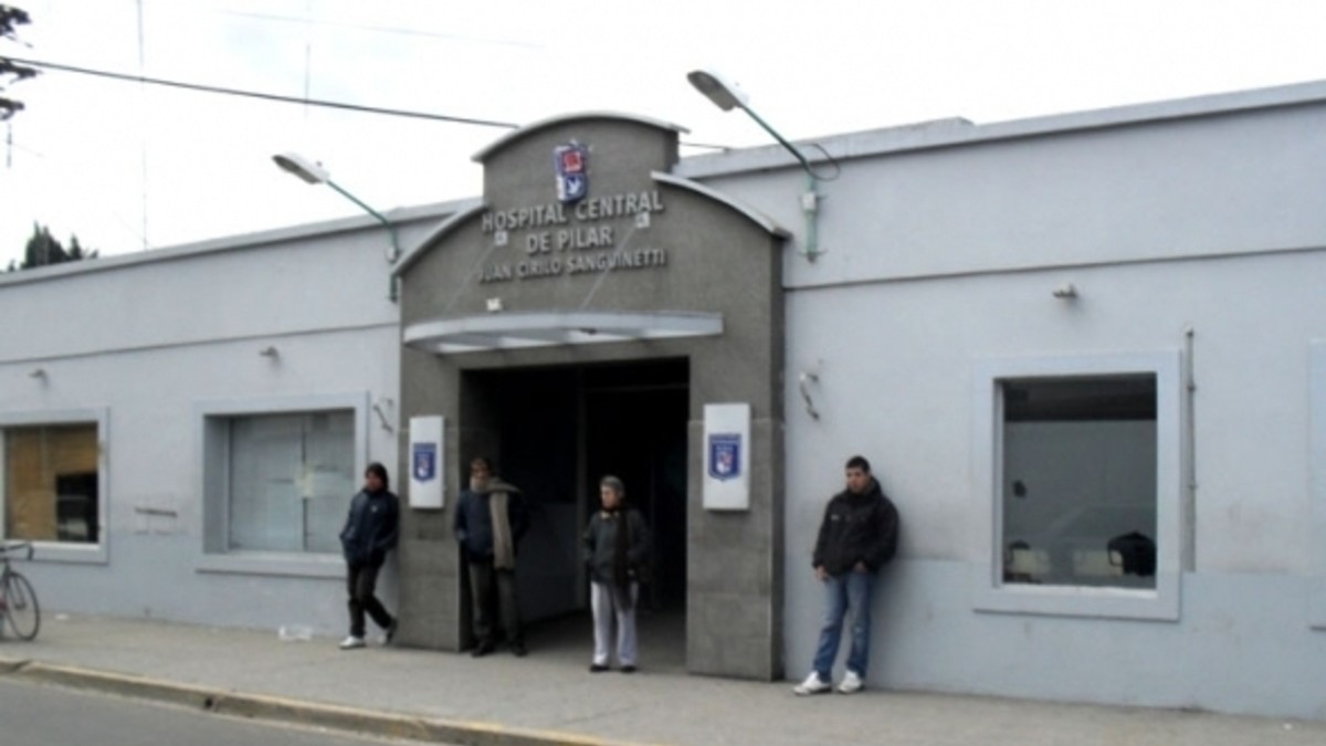 Quemó a su ex mujer delante de su hijito