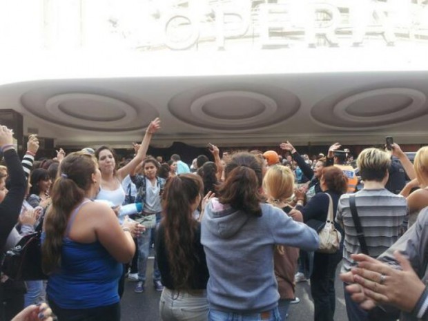 Por qué las fans de Dulce Amor cortaron Corrientes