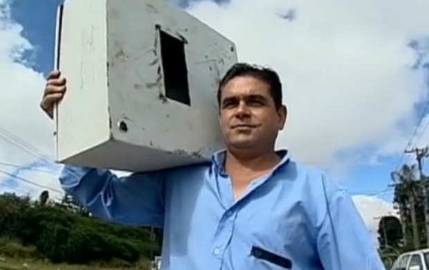 Comerciante puso un radar falso y bajó los accidentes