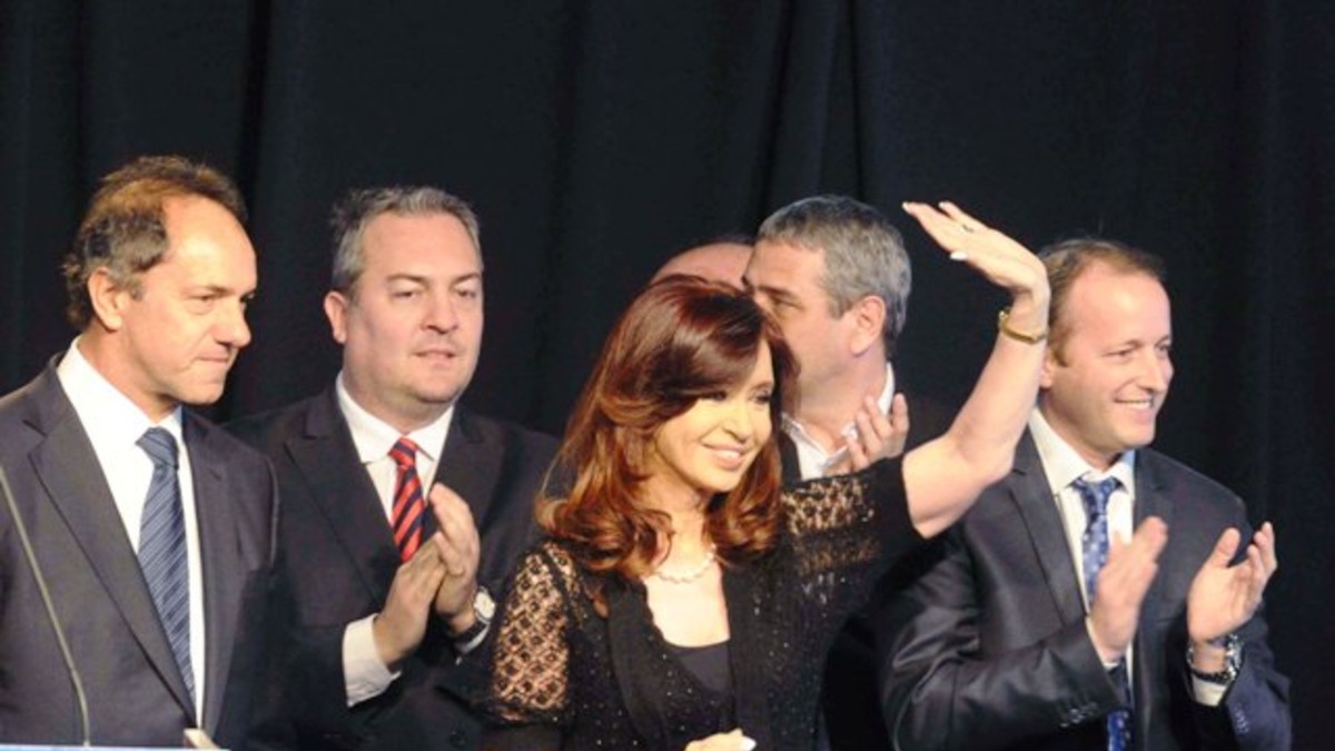 CFK: "Algunos piensan que endeudarse es negocio"