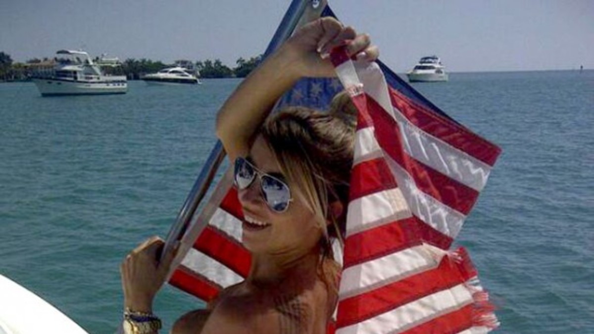 Claudia Ciardone subió esta foto con su "hilo dental"