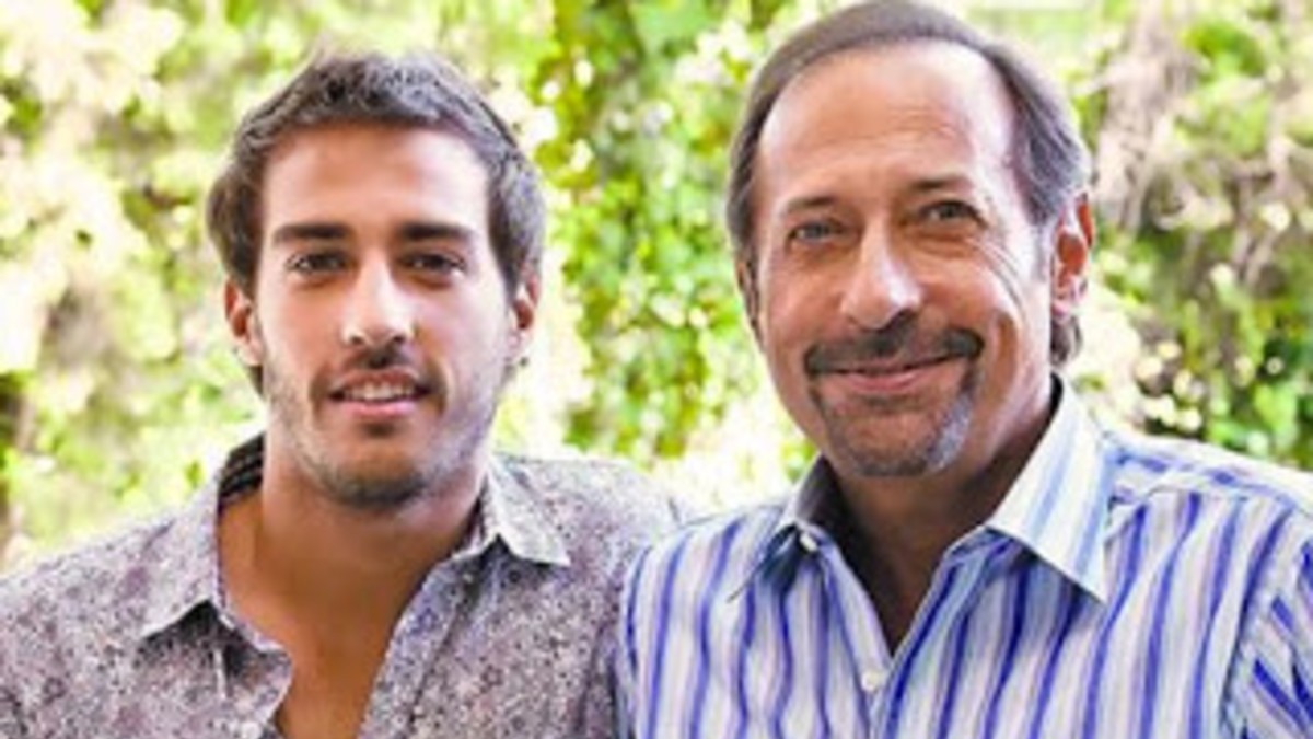 Francella, orgulloso: "Mi hijo le está sacando punta"