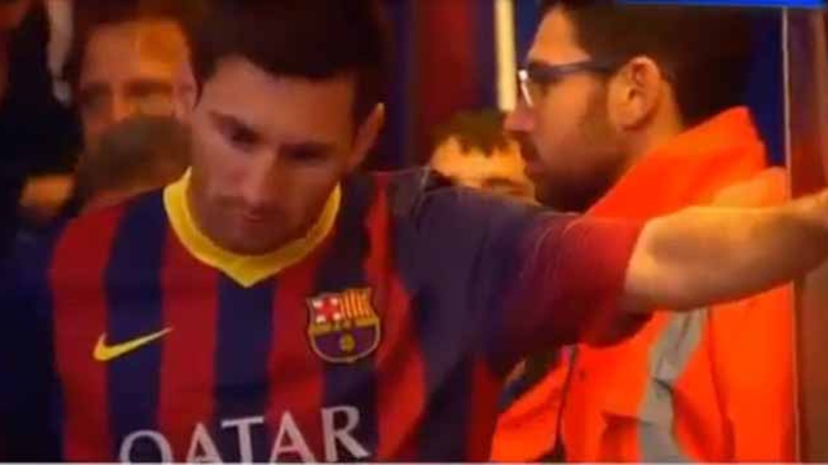 ¿Qué le pasa? Messi volvió a vomitar antes del partido