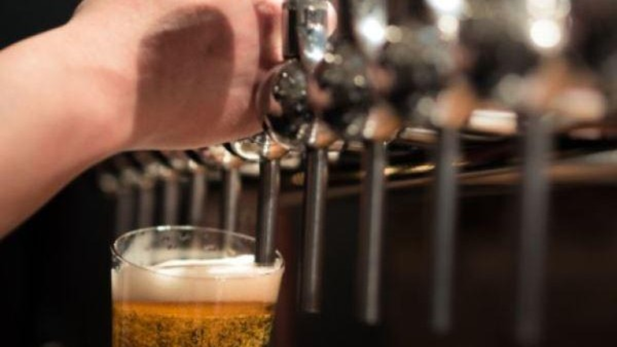 ¿Cuántos vasos de cerveza hay que tomar para mejorar la salud?