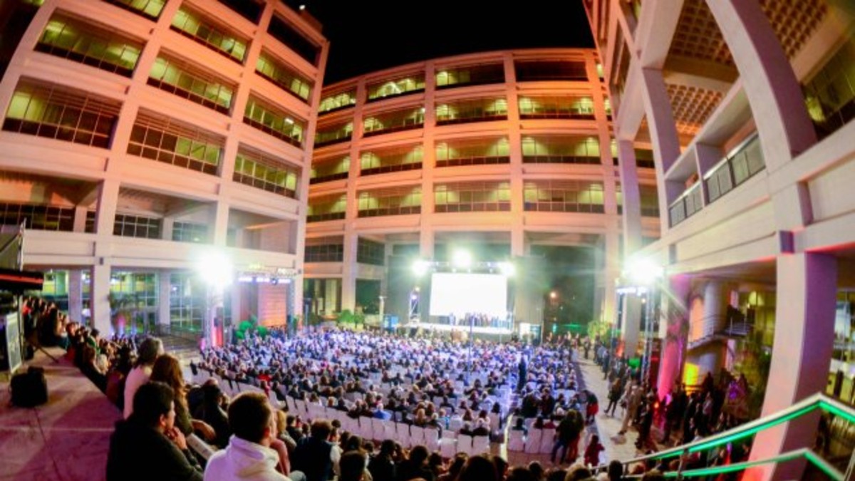 Con todo el glam: así arrancó UNASUR Cine 2014