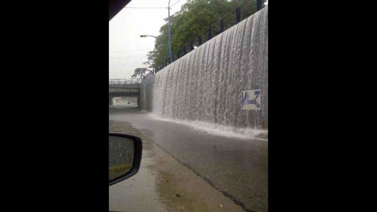 #CataratasdeTemperley, la foto furor del temporal